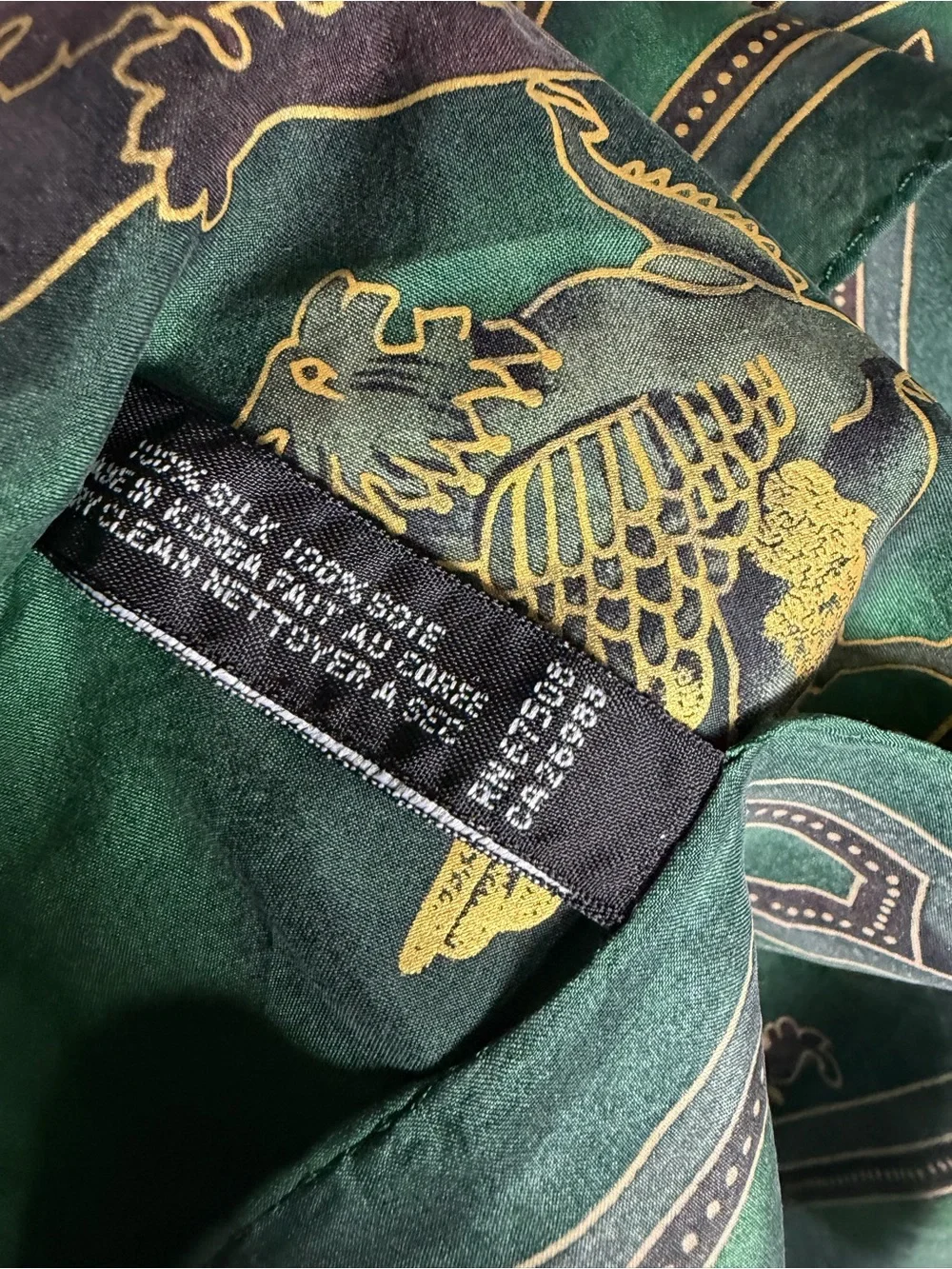 Linda Allard Ellen Tracy Green & Gold Printed Silk Scarf - Designer